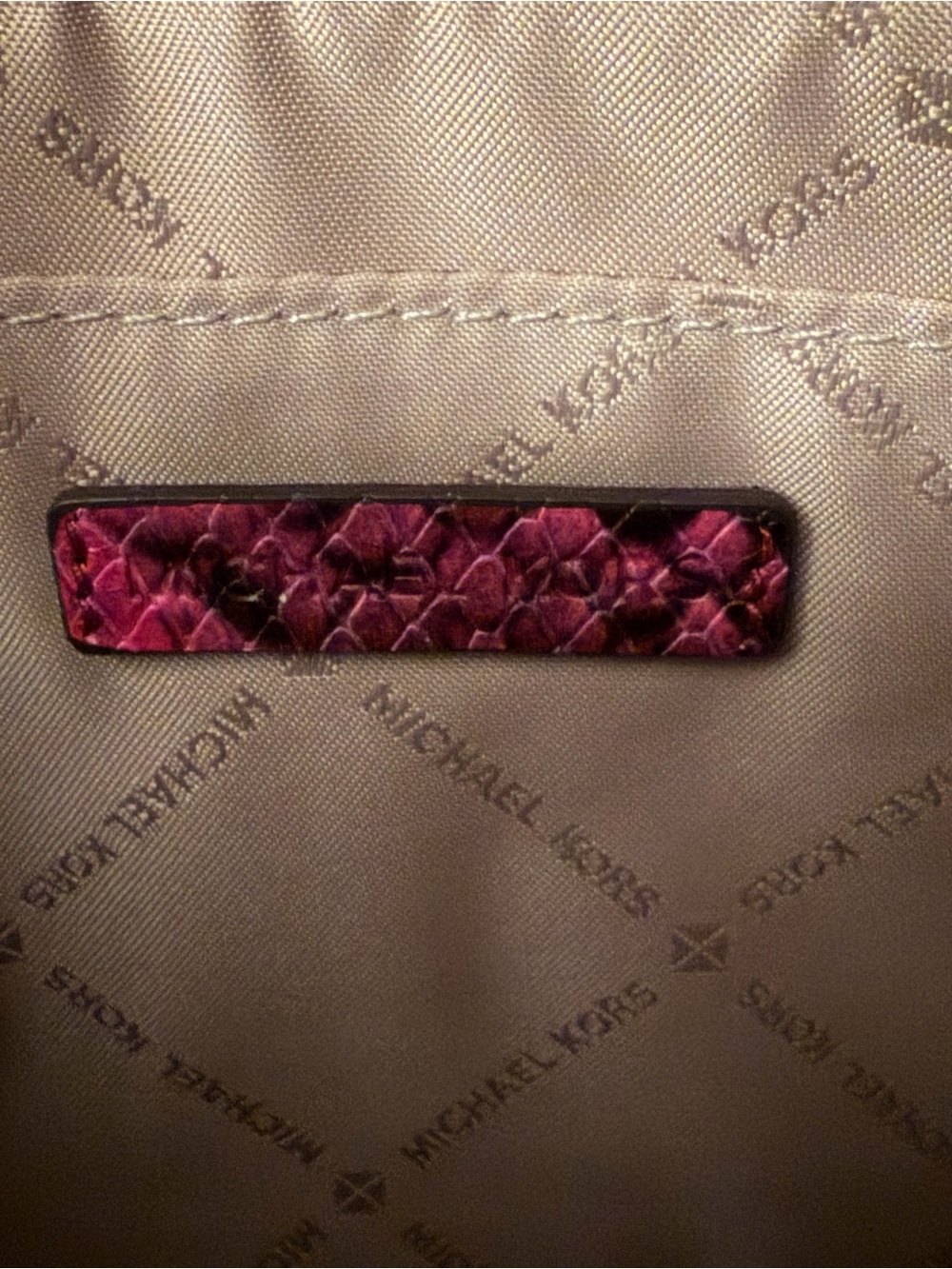 Michael Kors Jet Set Wristlet Nwot - Picture 5 of 7